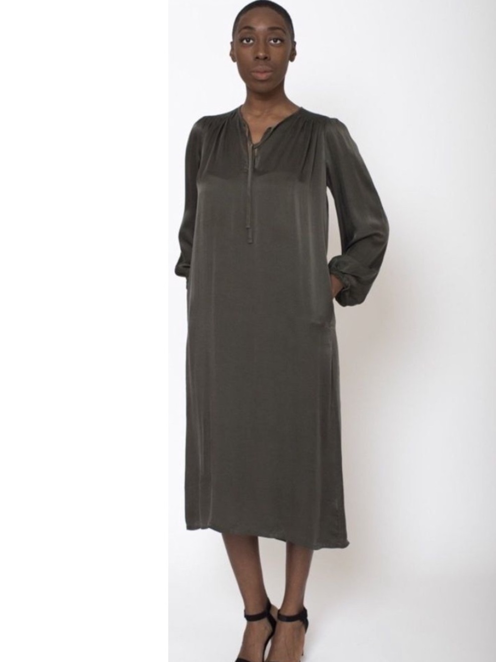 Xirena 100% Silk Black Long Sleeve Midi Jada Dress with Pockets S